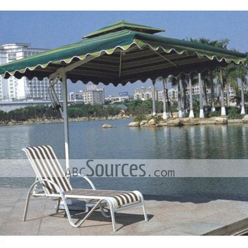 Fashionable Design Stripes Decorative Portable Beach Chair