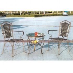 Solid Glass Dining Table And Rattan Chairs Sets
