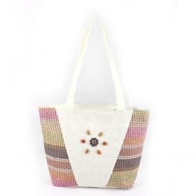 Straw Handbags, Fashionable Beach Bag With Middle Shell Decoration