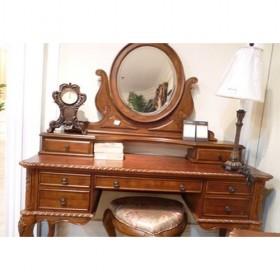 Occidental Retro Style Dressing Table Without Mirror