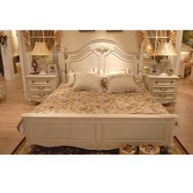 Elegant Ivory White Wooden Bed Frames/ Bedstead