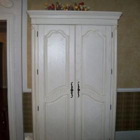 Small Size Nice White 2-door Wooden Wardrobe