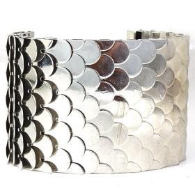 Fish Scale Alloy Bangle