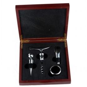 Delicate Wine 4 Pieces Tool Set Of Stopper Corkscrew Wine Ring And Pourer In Wooden Box