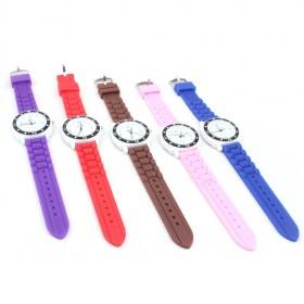 Hot Sale Multi-colors Round Silicon Waterproof And Diamond-Decorative Ladies Quartz Wrist Sport Watch