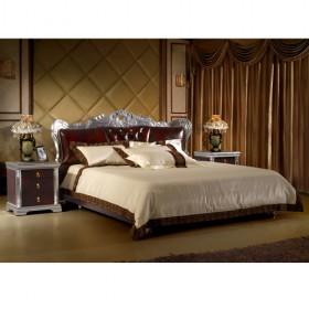 Retro Stylish Wooden Frame With Silver Foil Leather Bed