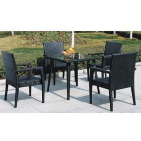 Hot Sale Black Durable Pastoralism Style Dining Rattan Patio Set