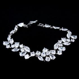 Flower Zircon Bracelet