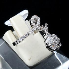 High Class Zircon Ring