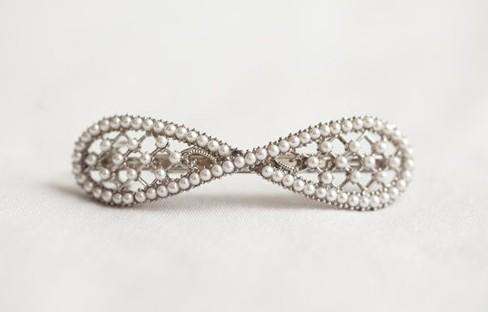 Elegant Silver Tone Rhinestone Pearl Hair Barrette
