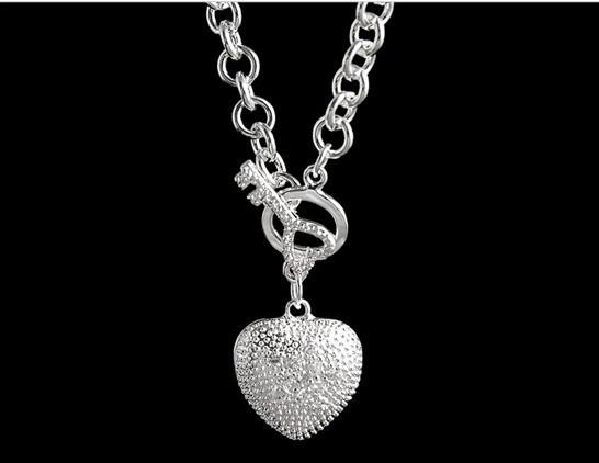 Wholesale 925 Sterling Silver Plated Copper-Nickel Alloy Necklace with Heart Shaped Pendant